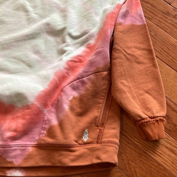 FP Movement by Free People Tie-Dye Sweatshirt with pockets - Picture 2 of 6